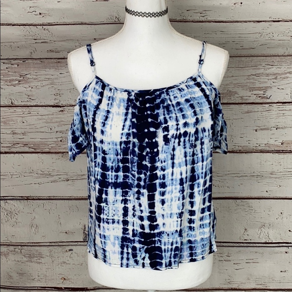 Love Fire Blue & White Cold Shoulder Crop S